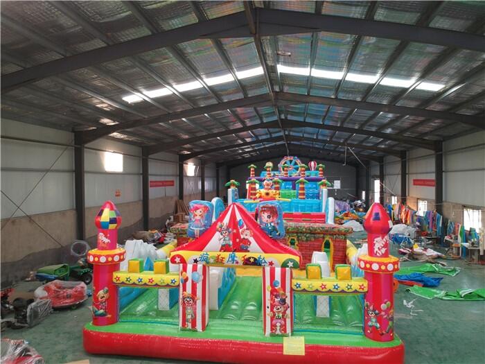 气模玩具 智勇大冲关 大型陆地充气城堡 陆地大型充气闯关_参数_图片_