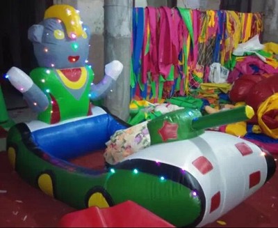 从浙江铠甲勇士到江苏气模乐园 电动童车外罩与充气玩具的创意融合