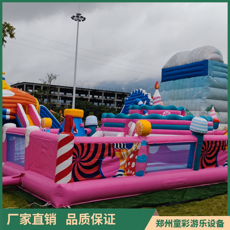 充气玩具的趣味世界 从充气蛋糕到创意气模